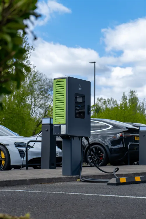 Evec VecBOLT | 40kW DC Rapid | Single Gun