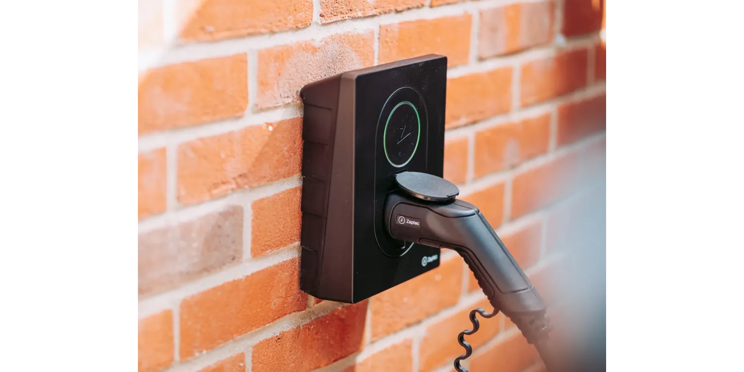 Zaptec Go | 7.4kW Single Phase | Untethered Type 2 Socket
